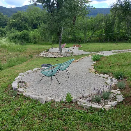 Plitvice Valley Apartments Licko Petrovo Selo Exterior photo